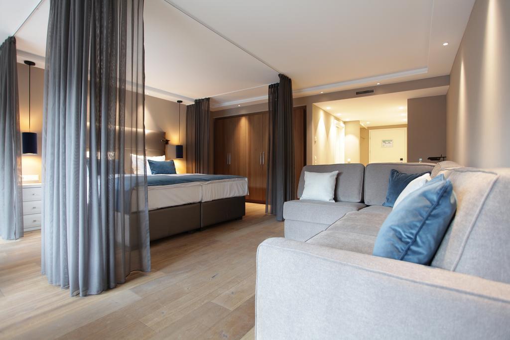 Hotel Aurelia Aldingen  Экстерьер фото