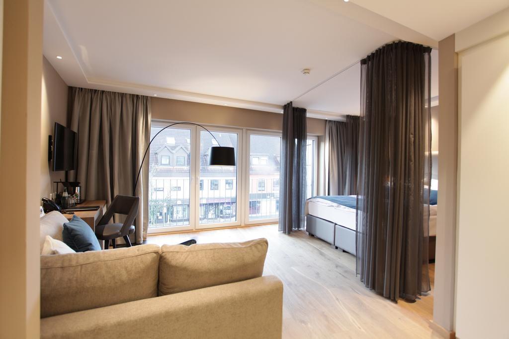 Hotel Aurelia Aldingen  Экстерьер фото